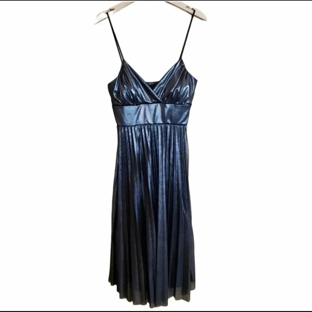 Y2K Georgiou Studio size M Metallic Pleated Midi Dress Spaghetti Strap V-Neck